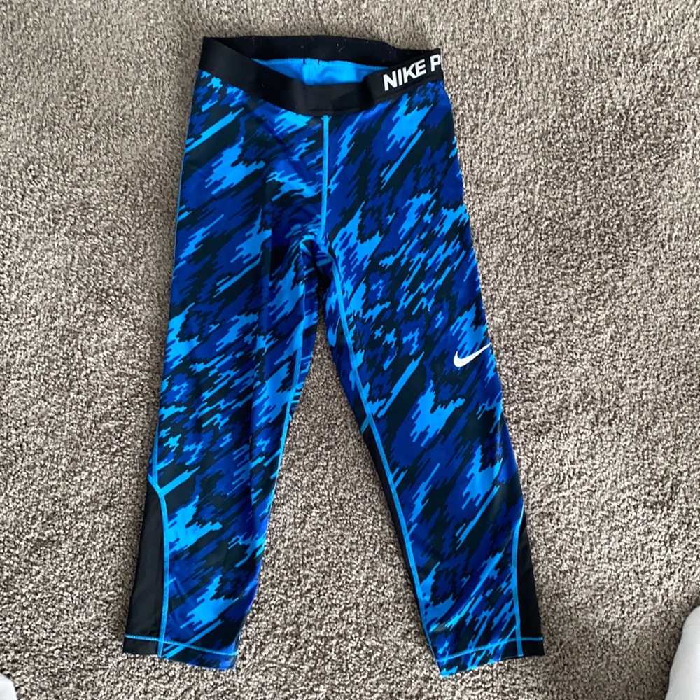 Nike pro camo legging